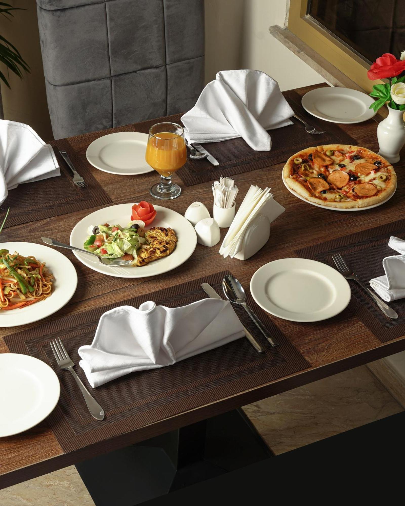 Faletti'S Express- Shimla Hill Lahore Eksteriør bilde